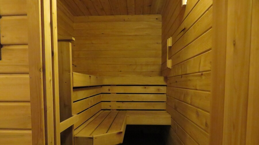 Indianhead Ironwood Motel