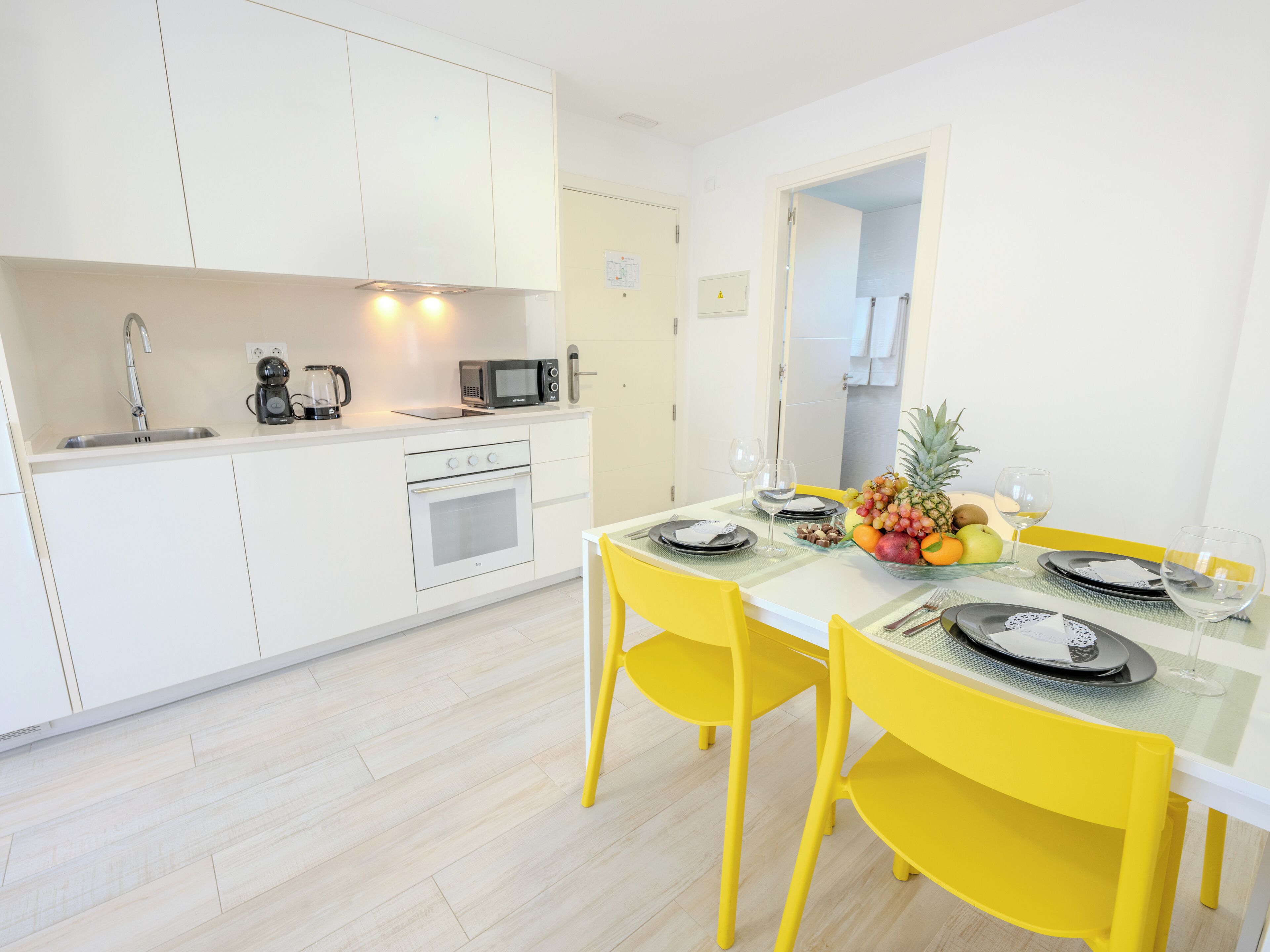 Leilighet – comfort, 2 soverom | Skrivebord, strykejern/-brett, wi-fi (inkludert) og sengetøy