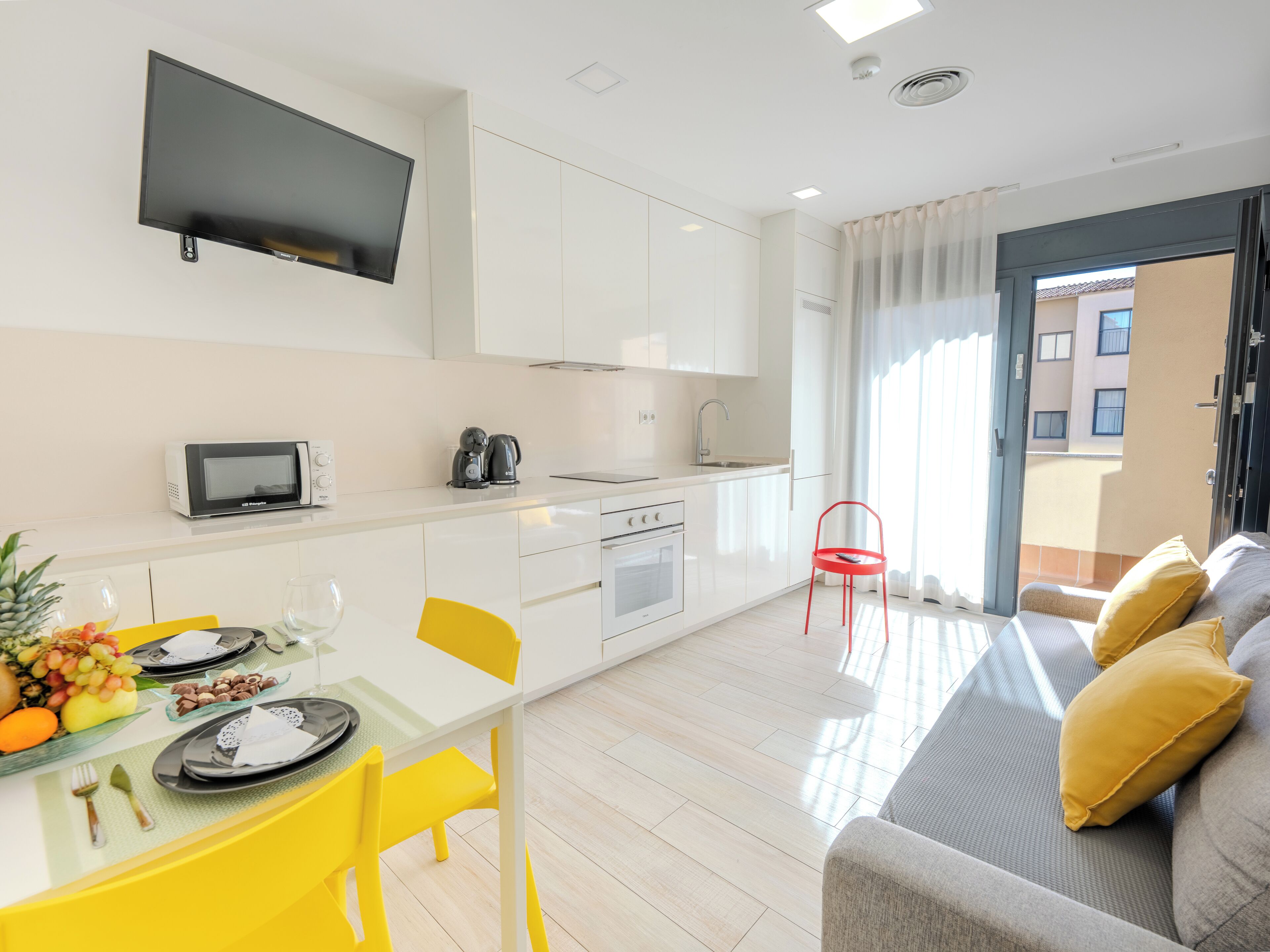 Leilighet – comfort, 1 soverom | Skrivebord, strykejern/-brett, wi-fi (inkludert) og sengetøy