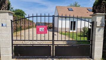 Enceinte de lâhĂ©bergement