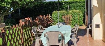 Gite "Chez AMTEA" the countryside between forest and sea!