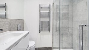 Bathroom - Guilford Street (London)