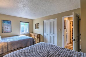 2 habitaciones, escritorio, internet y ropa de cama