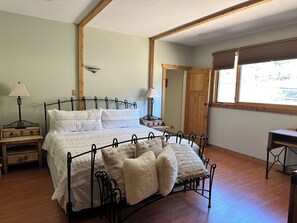 4 chambres, bureau, fer et planche à repasser, Wi-Fi