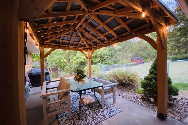 Super nice gazebo in the backyard