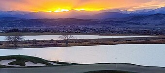 Family Getaway-Master Balcony Mtn Views-Golf Cart!