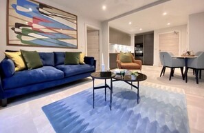 Unclassified image, 4 of 5, button - Stratford Apartments (London)