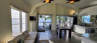 Upscale ocean front home & easy canal boat access to Gulf or Atlantic