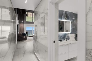 Interior - The Summit 1208-Completely Renovated w/ Ocean View (Panama City)