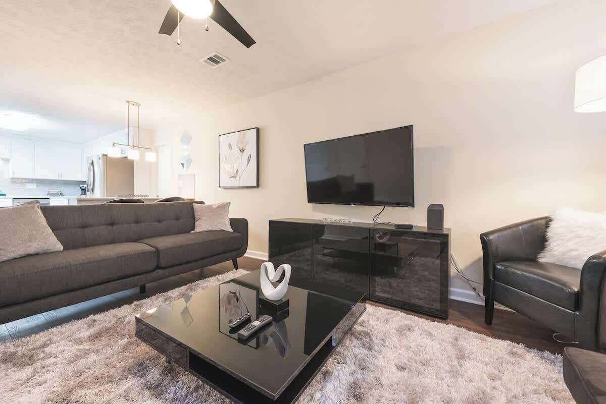 "Great spot! The photos dont give it justice, it's very spacious."