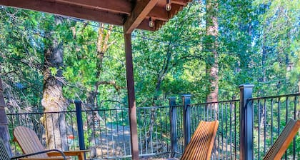 ♥ Tahoe Retreat Cabin, Tesla EV, Forest Escape
