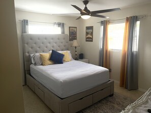 Room - 5 minutes to Clearwater beach, 1 mile to Morton plant (Clearwater)