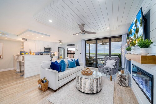 Magazine-Worthy Waterfront Condo ~Heated Pool & Spa w/Resort Amenities & WiFi; Walk to Shops/Dining