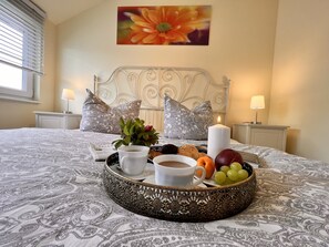 2 Schlafzimmer, Reisekinderbett, kostenloses WLAN