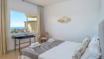 3 habitaciones, tabla de planchar con plancha y wifi gratis
