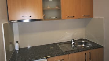 Blackout curtains, soundproofing, iron/ironing board, free WiFi