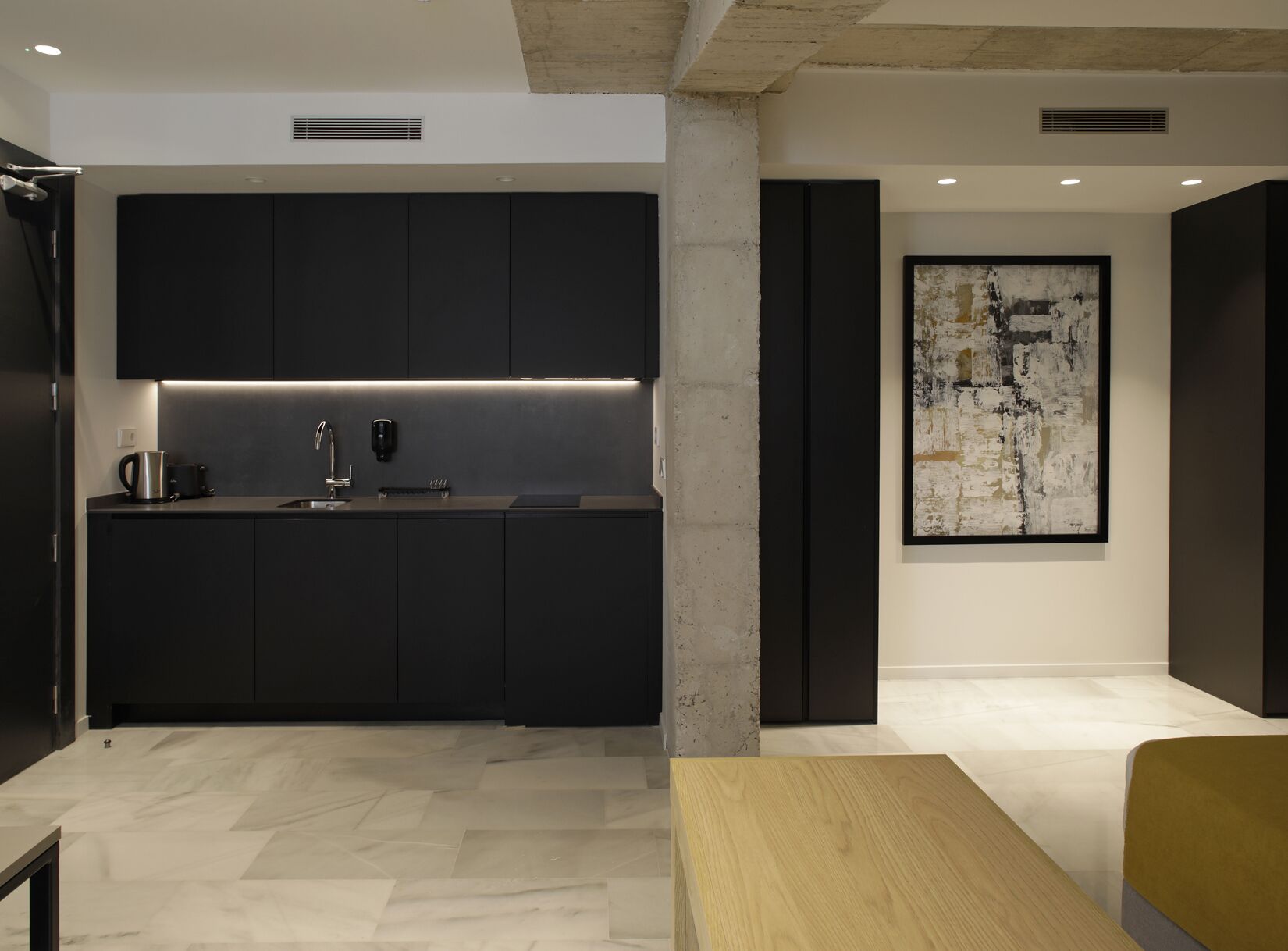 Superior Double Room | Private kitchen | Mini-fridge, microwave, stovetop, dishwasher