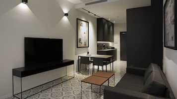 Doppia Standard | Area soggiorno | Smart TV 65 pollici con canali satellitari, TV