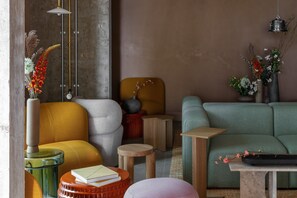 Lobby - Buckle Street Studios by Locke, Aldgate (London)