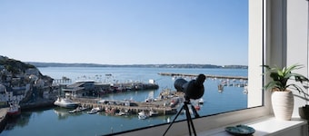 Bay View Cottage, Spectacular Sea Views & Terrace
