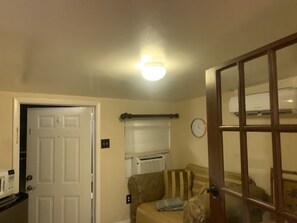 Interior - Venecia     (West Palm Beach)