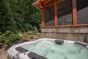 Baignoire à remous extérieure