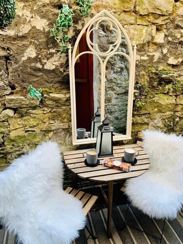 THE TENTH HOUSE 1750 Wirksworth Peak District Georgian Cottage Derbyshire Luxury