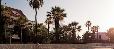 室外泳池