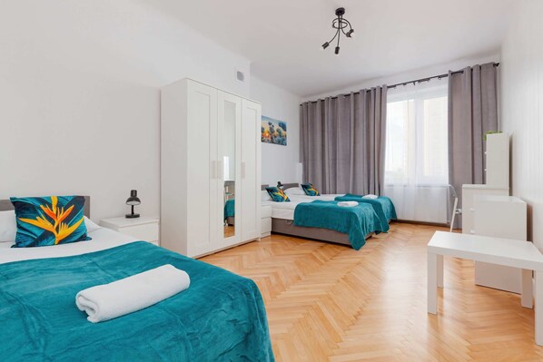 1 chambre, fer et planche à repasser, Wi-Fi, literie fournie