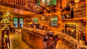 Unclassified image, 5 of 34, button - Standing Bear Lodge by Escape to Blue Ridge (Blue Ridge)
