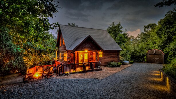 Unclassified image, 1 of 34, button - Standing Bear Lodge by Escape to Blue Ridge (Blue Ridge)