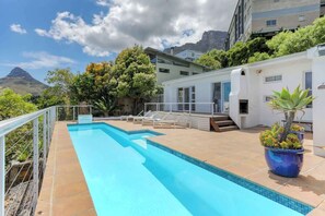 Pool - Rontree Camps Bay - Home with Pool & Ocean Views (Cape Town)