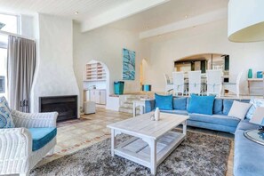 TV, lareira, escritórios