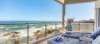Stylish Villa, Panoramic Views, Pool - Cape Nights