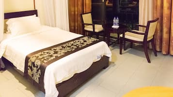 Kamar Double Deluks untuk 1 Orang | 1 kamar tidur, brankas, tirai kedap cahaya, dan setrika/meja setrika