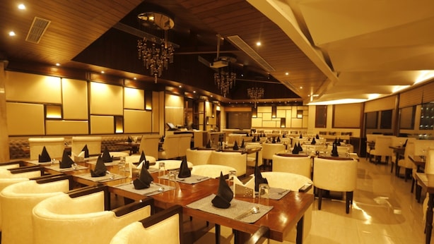 Restaurant - The Cedar Grand Hotel & Spa (Shimla)