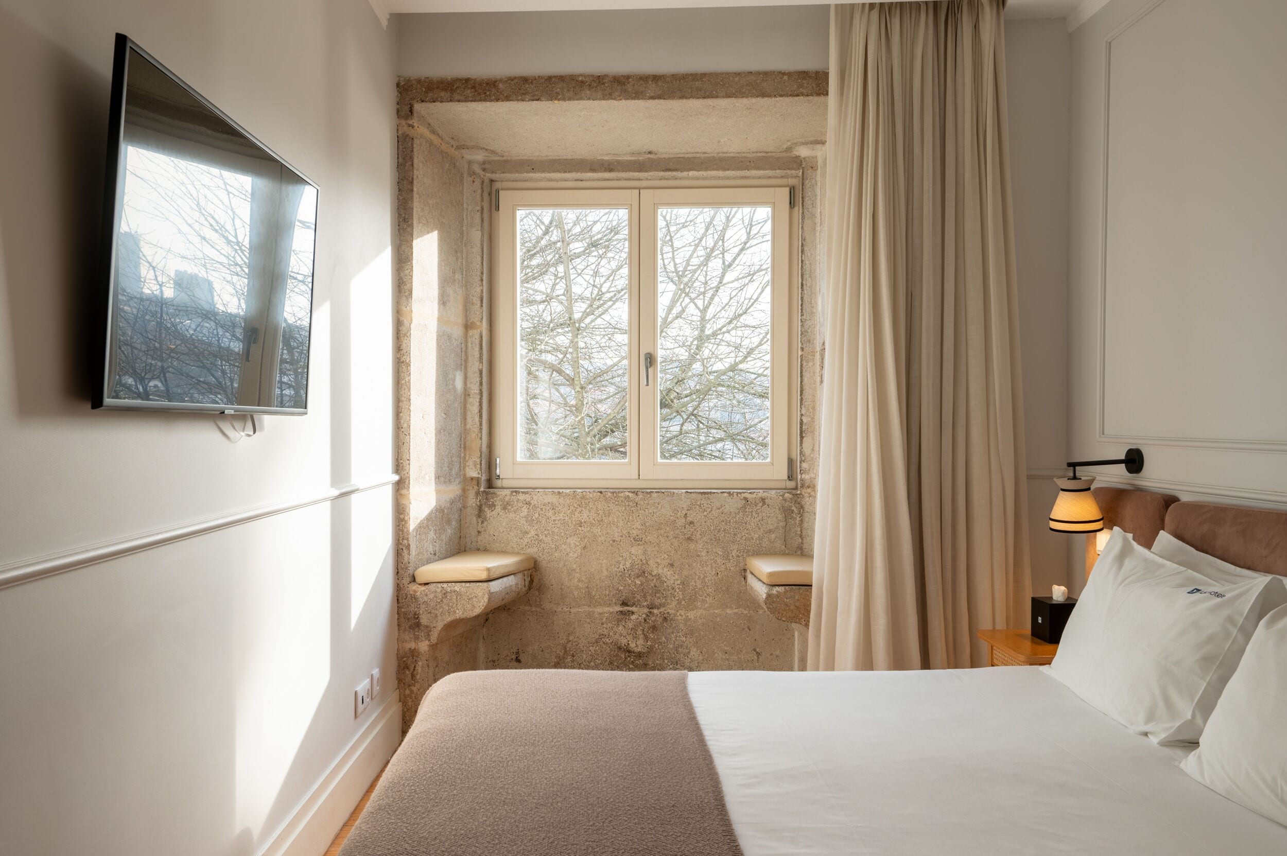 superior double room | 1 bedroom, down duvets, in-room safe, free wifi