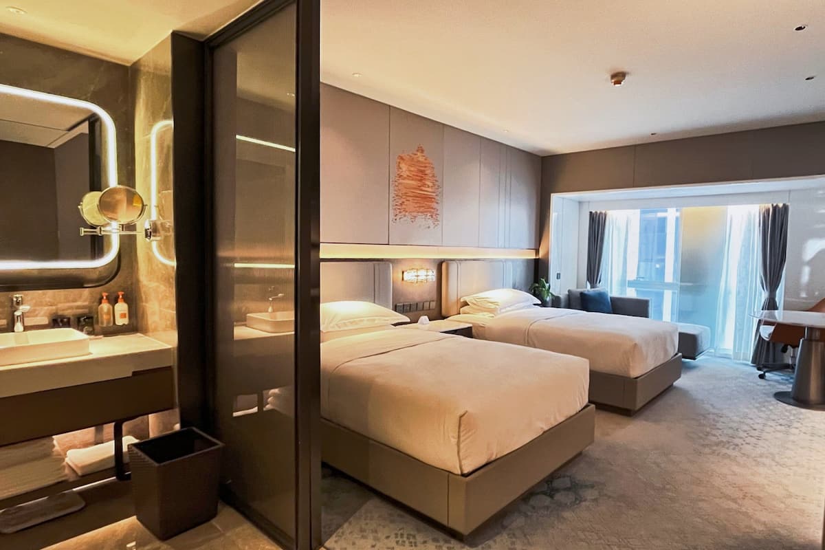 1 Schlafzimmer, Minibar, Zimmersafe, Schreibtisch