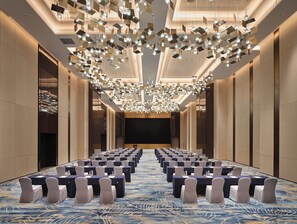 Ballroom - Crowne Plaza Hohhot City Center by IHG (Hohhot)