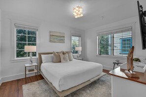 2 makuuhuonetta, silitysrauta/-lauta, ilmainen Wi-Fi, vuodevaatteet