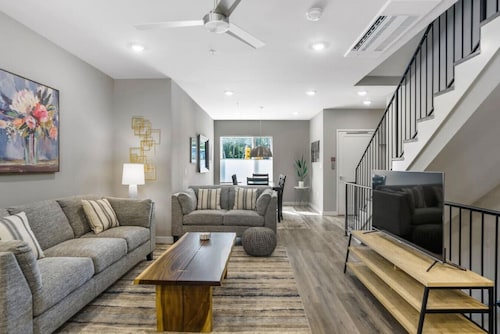 Modern South Slope Townhome with City Views