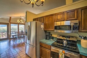 Cookware/dishes/utensils