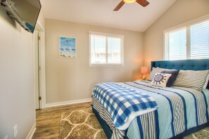 5 bedrooms, WiFi, bed sheets, wheelchair access