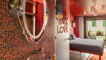 Medium Rosso with Balcony