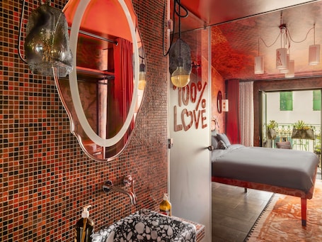 Medium Rosso with Balcony. 25hours Hotel Florence Piazza San Paolino