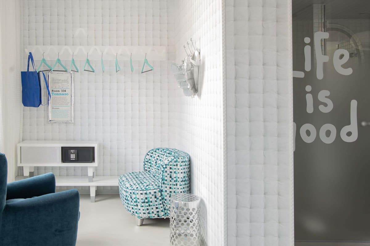 Extra Large | Literie de qualité, couette en duvet, articles de minibar gratuits