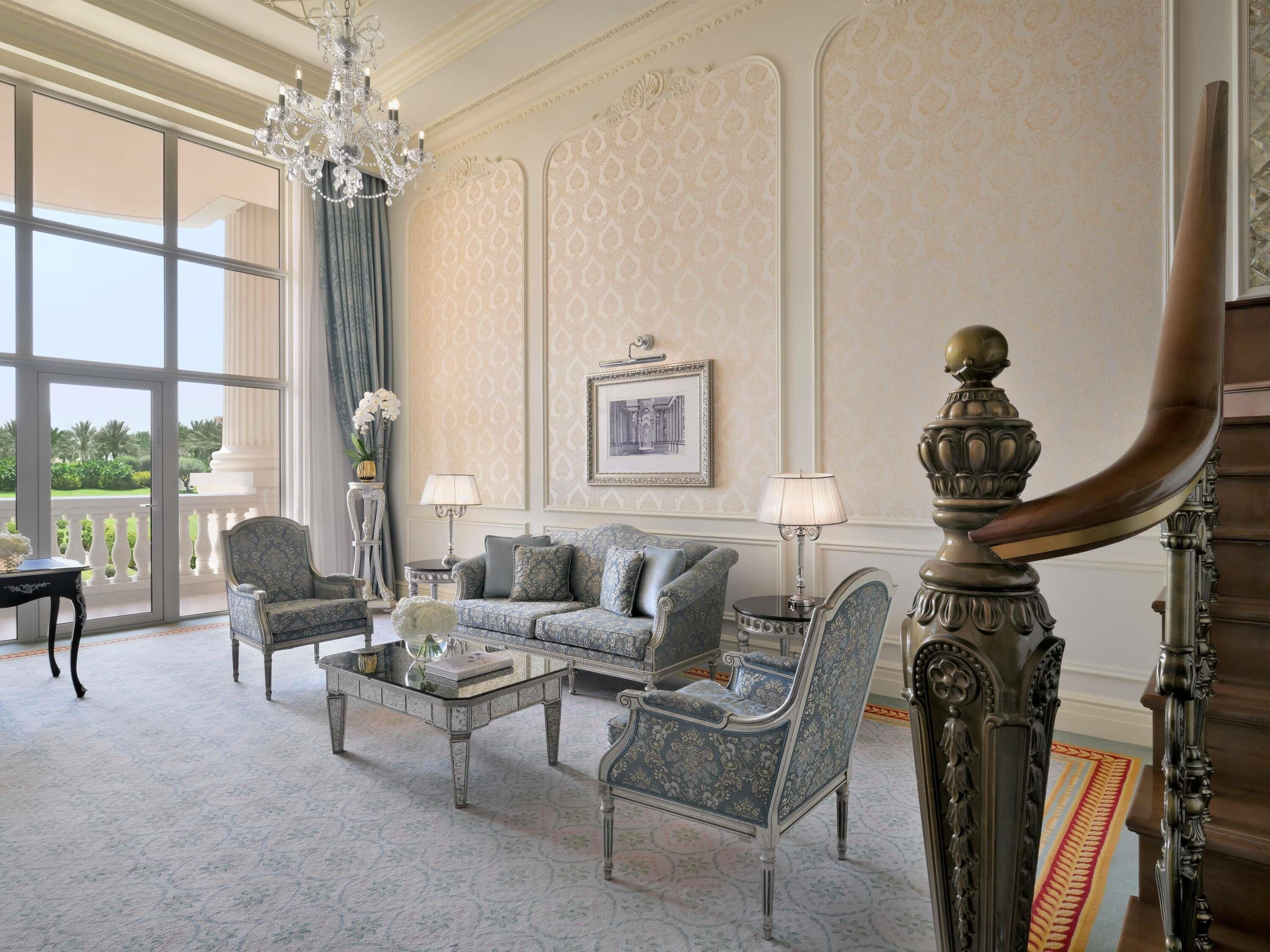 Suite, Club Lounge Access (Duplex) | Hypo-allergenic bedding, down comforters, memory foam beds, minibar