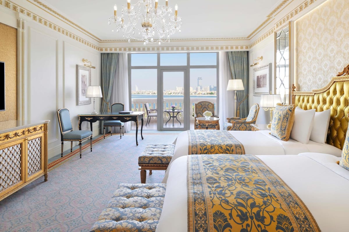 Premier Palm Room, Balcony | 1 bedroom, hypo-allergenic bedding, down comforters, memory foam beds