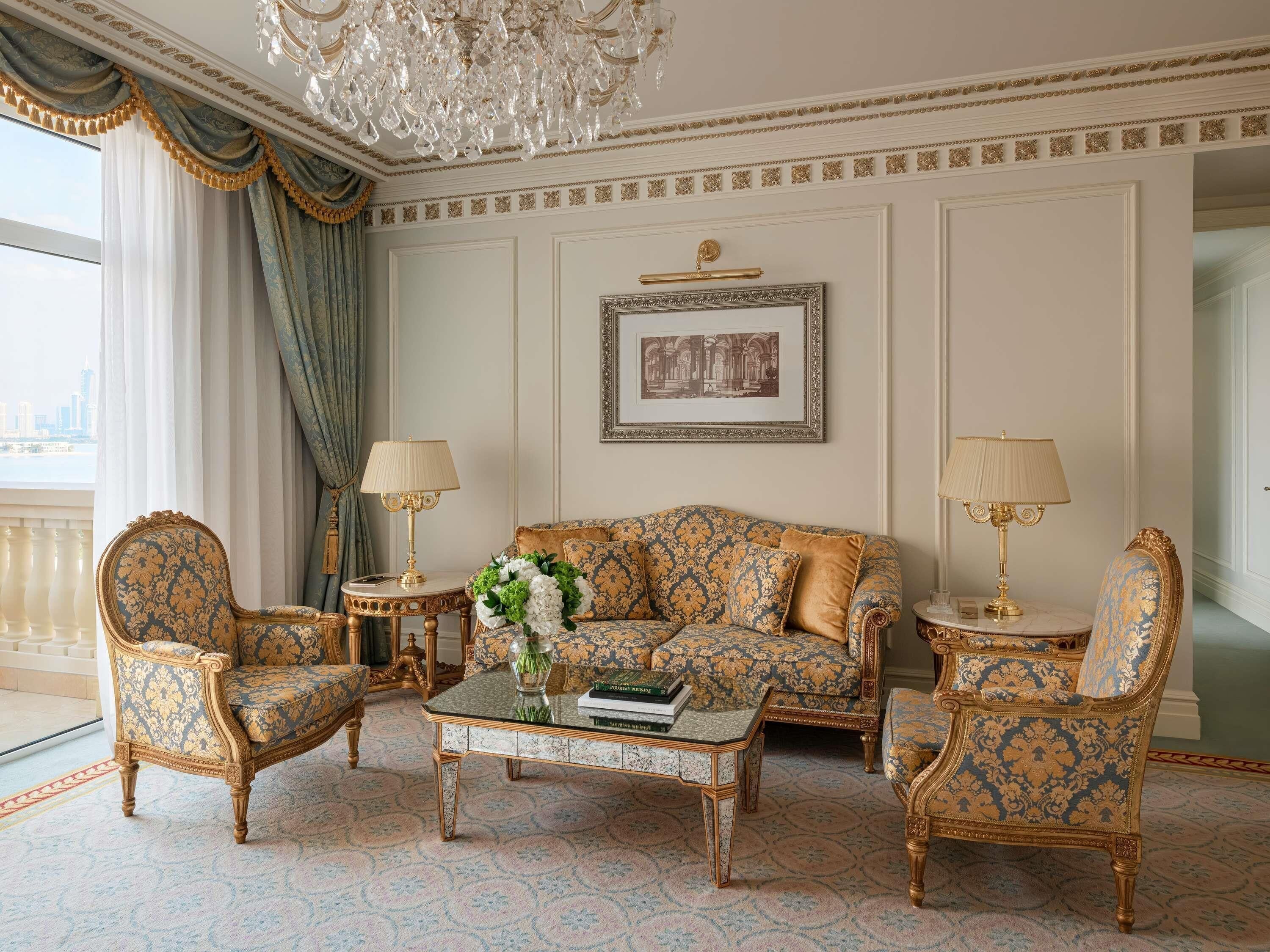 Premier suite, toegang tot de clublounge (Balcony) | Hypoallergeen beddengoed, donsdekens, bedden met traagschuimmatrassen