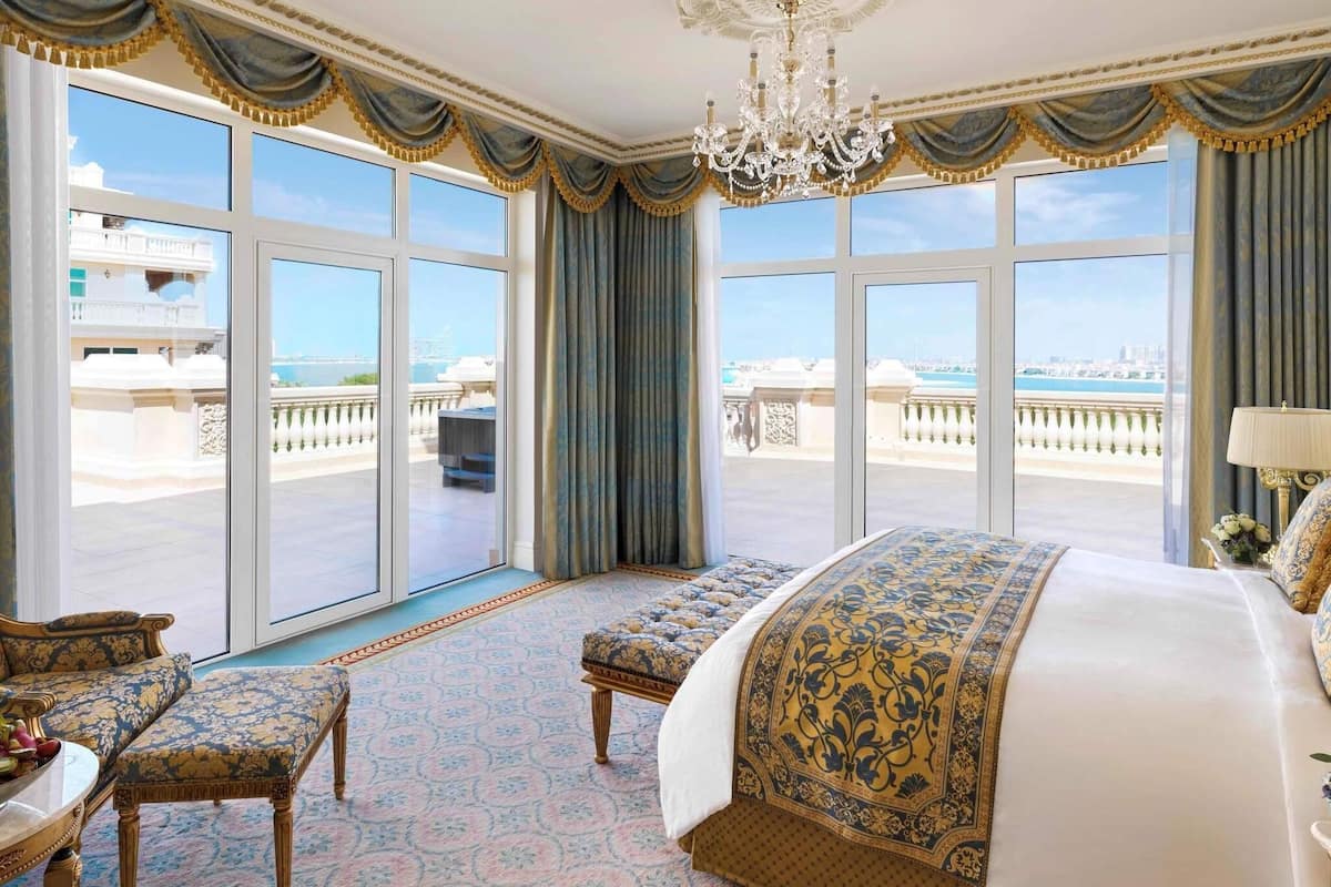 Premium Club Room, Terrace, Club Lounge Access | Hypo-allergenic bedding, down duvets, memory-foam beds, minibar
